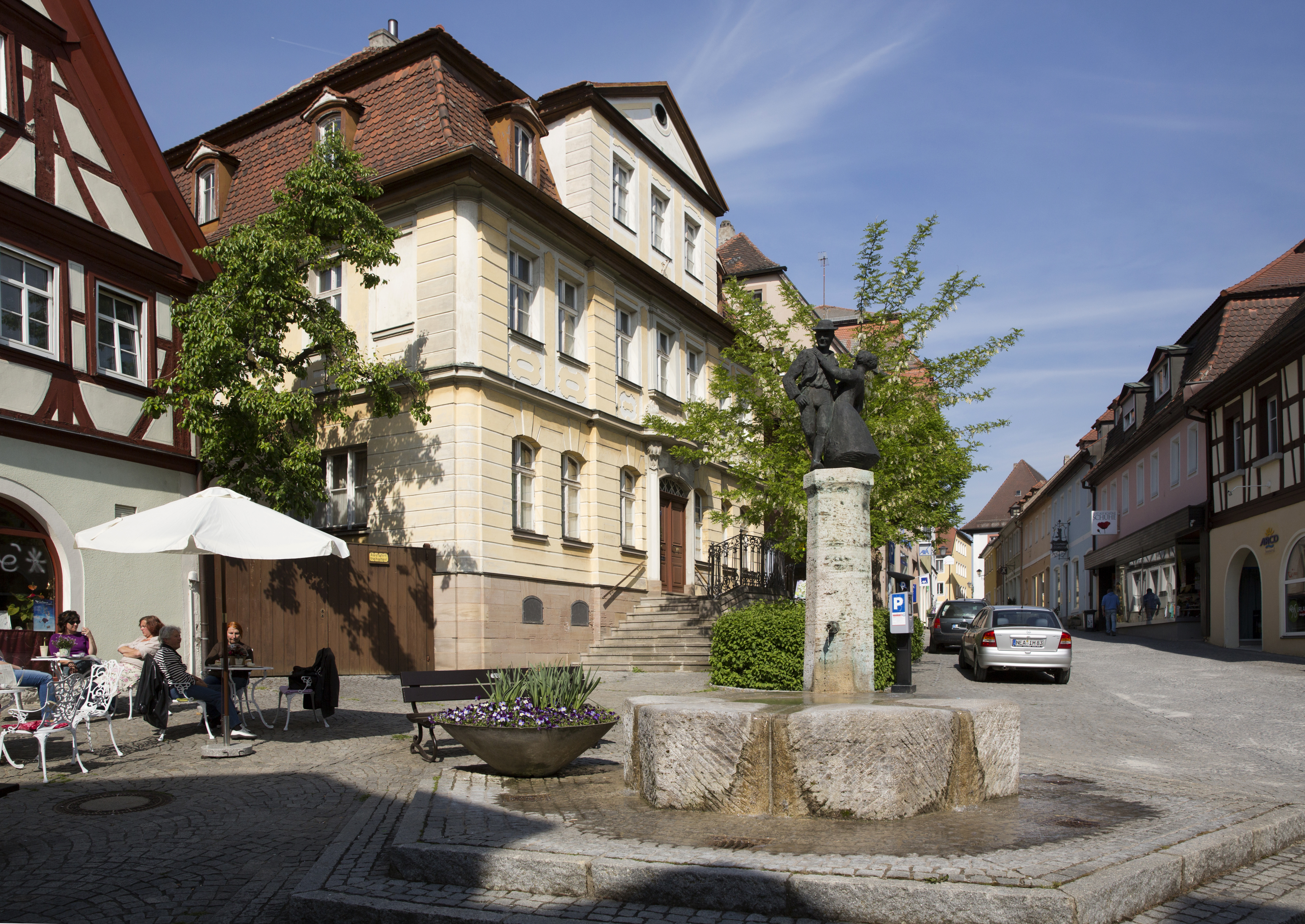 "Brunnenfest" der KG Windshemia am Kornmarkt